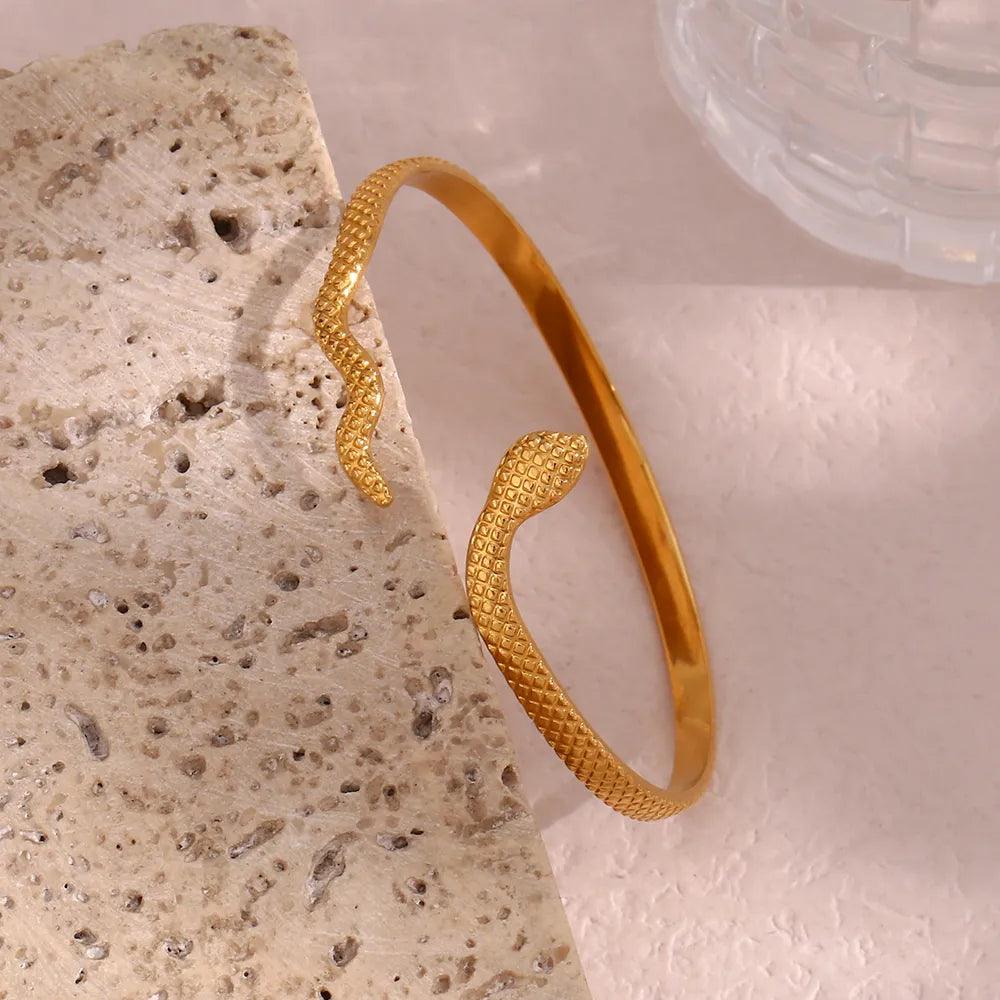 BRACELETE HORUS MEDUZA - Loja Virtual